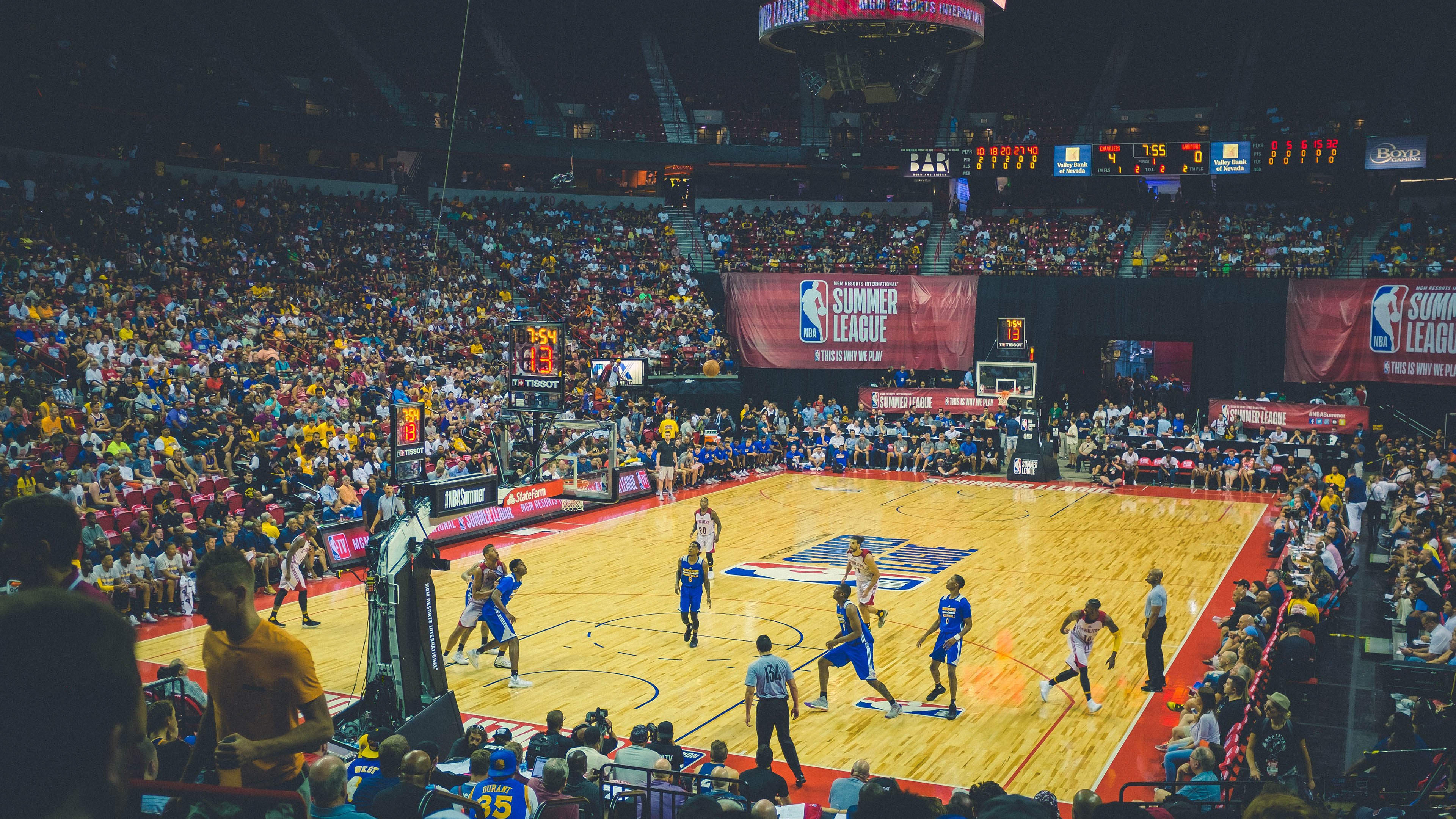 开云体育-女子短自项目稳扎稳打，女子短跑训练方法